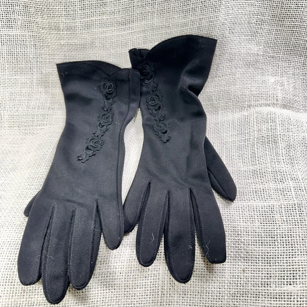 Hansen Black Nylasuede Gloves‎ Lace Inset Size 6.5 Mid Century Vintage